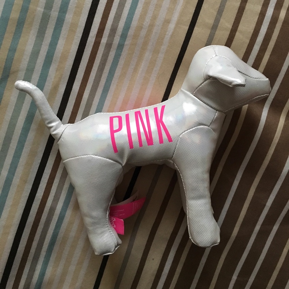 VS PINK Dog